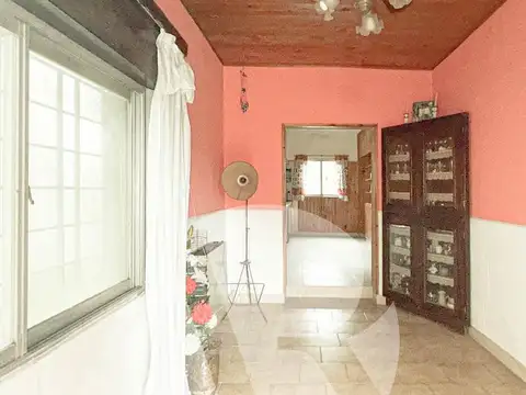 Casa 3 ambientes con 1 baño