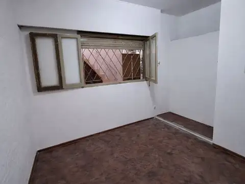 Casa de 2 Dormitorios Barrio Industrial