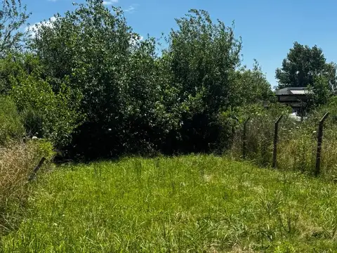 Terreno en Venta en Francisco Alvarez, USD 18.000