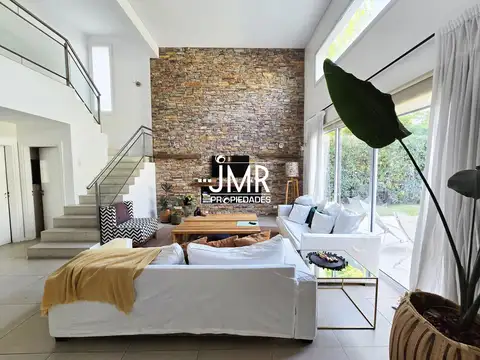 Casa Venta La Pradera | 4 Dormitorios y Escritorio | Lote de 800 m2