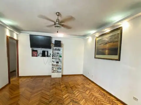 Departamento en Venta 70 años