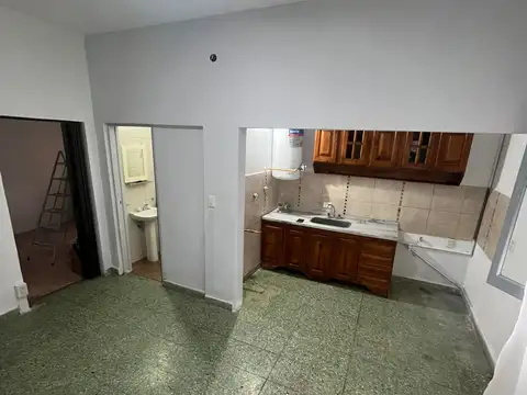 Depto Tipo Casa en Alquiler de 3 ambientes