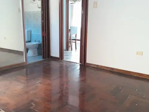 Depto Tipo Casa en Venta 37 años