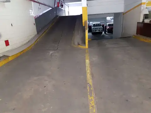 Cochera en Venta Fija