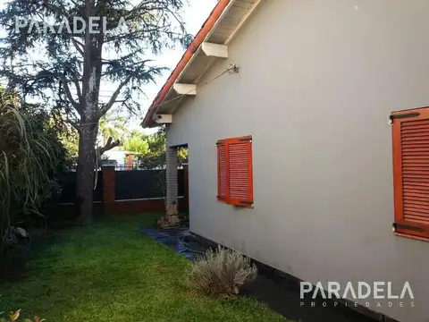 Casa en Venta con 1 cochera