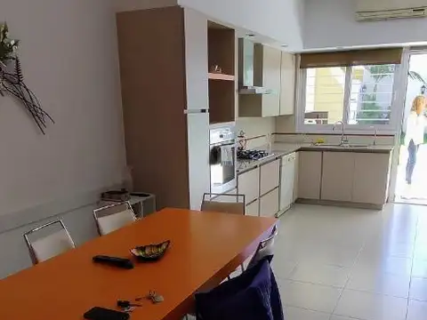 Casa en Alquiler 40 años