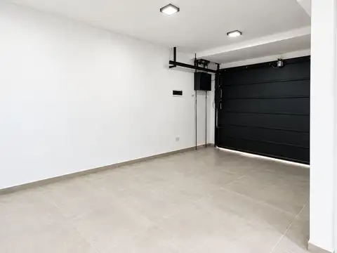 Depto Tipo Casa en Venta con 1 cocheras