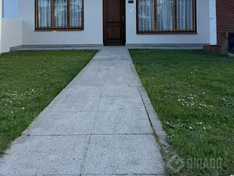 Casa 3 ambientes en zona el gaucho