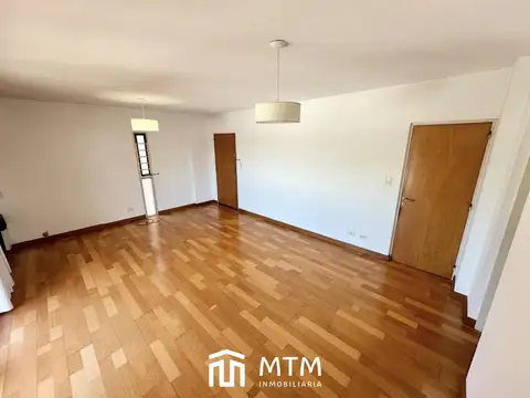 Departamento en Venta en Alberdi, USD 105.000