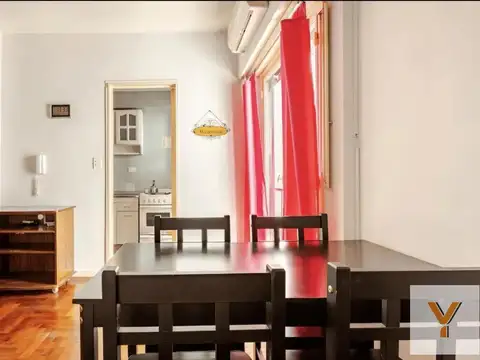 Arcos e/ Núñez y Crisólogo Larralde