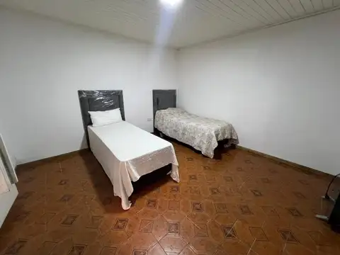 Venta PH de 4 ambientes con cochera en Sarandi