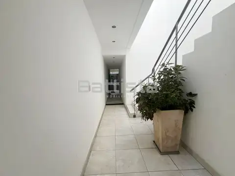BELGRANO 100, Piso 1