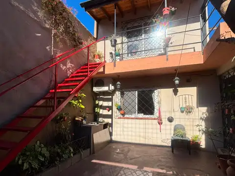 Depto Tipo Casa 3 ambientes con 1 baño