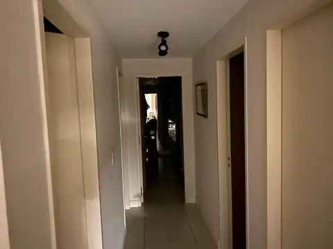 Departamento 5 ambientes con 3 baños