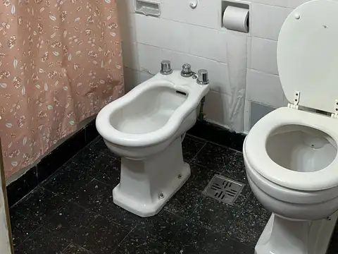 VENTA semipiso de 2 ambientes en Recoleta - Super Luminoso.