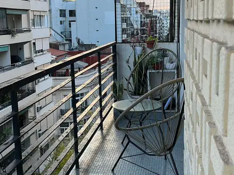 VENTA semipiso de 2 ambientes en Recoleta - Super Luminoso.