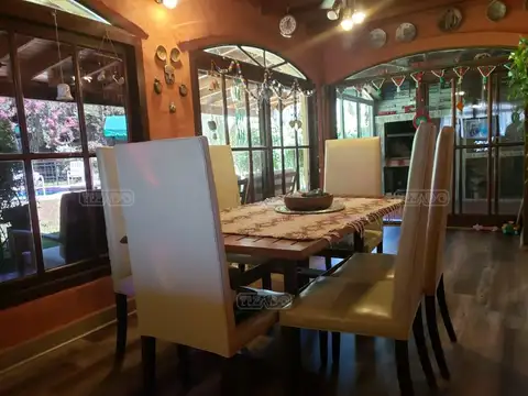 Casa 5 ambientes con 3 baños