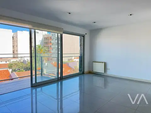 Impecable departamento de 2 ambientes. Cochera. Zona Güemes.