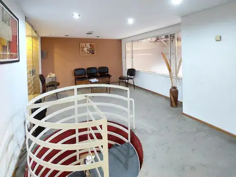 Juan Manuel De Rosas 987 , Piso PB