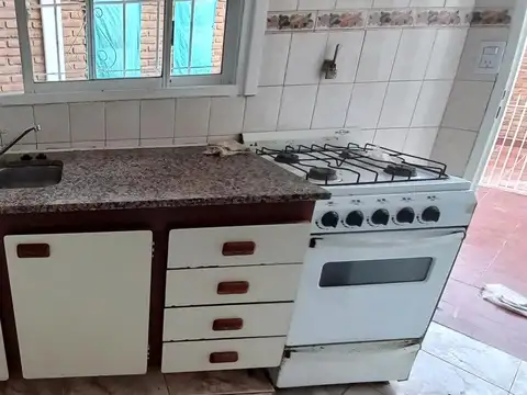 Depto Tipo Casa 3 ambientes con 1 baño