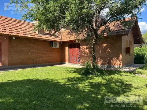 Casa en Venta con 1 cochera