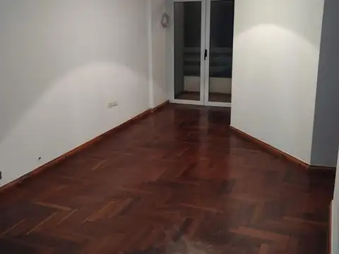 Av Santa Fe 700, Piso 2
