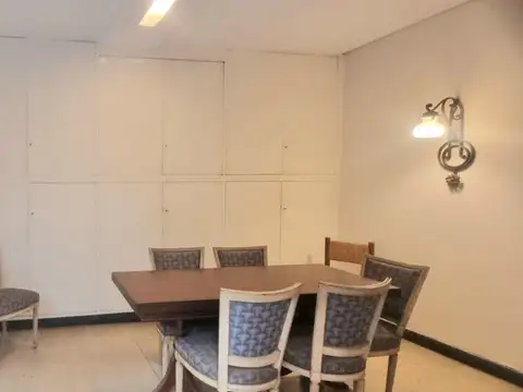 Departamento 4 ambientes con 2 baños