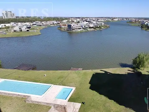 Departamento duplex en venta en Islas del Golf, Nordelta