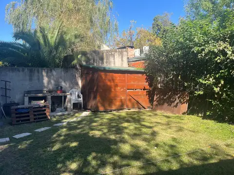 Casa en Venta con 3 cocheras