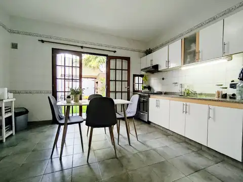 Casa en Venta en Versalles, USD 220.000