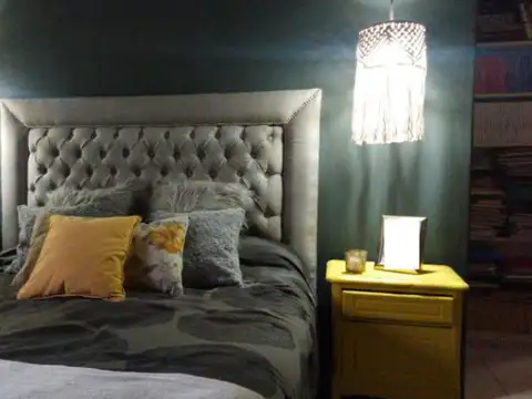 EXCELENTE CHALET EN VENTA - MUY BUENA UBICACIÓN DE BELLA VISTA - LOTE DE 800MTS