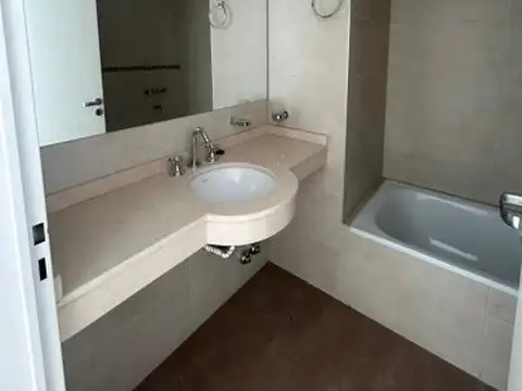 SANCHEZ DE TRIANA 807 ESQ. CORDOBA MONOAMBIENTE