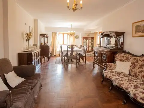 Departamento 4 ambientes con 2 baños