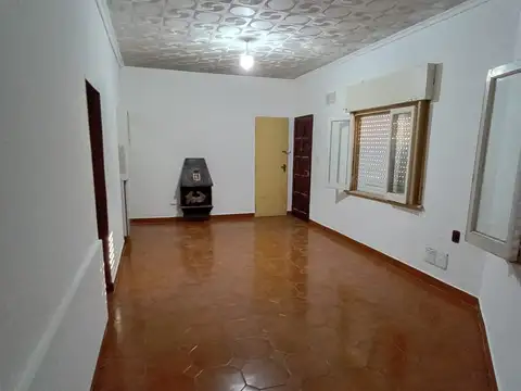 BARBARO FARIAS JIMENA ALQUILA PH 3 AMB. PLANTA BAJA