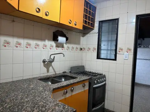 Casa en Alquiler en Moron Sur, $ 650.000