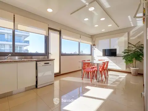 Departamento en Venta con 2 cocheras