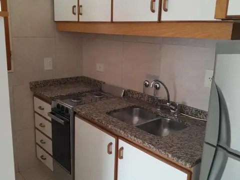 Departamento en Alquiler con 1 cochera