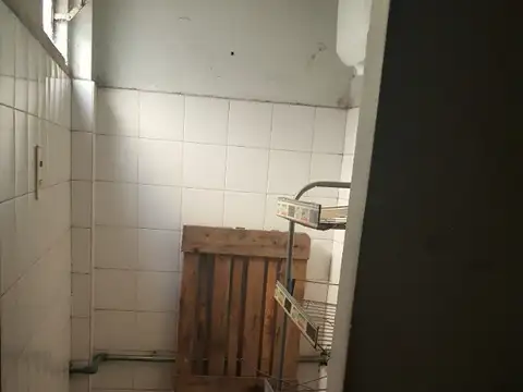 Vendo 3 Locales Con 2 departamentos