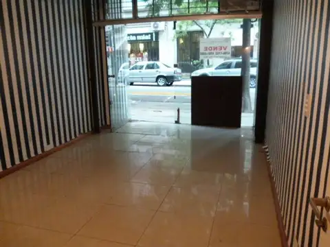 Local en Venta en Barrio Norte, USD 200.000