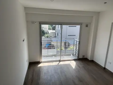 Departamento con diseño moderno y excelente luz natural en Caballito