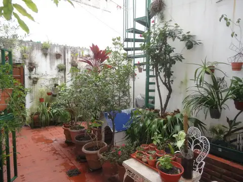 Depto Tipo Casa en Venta de 5 ambientes