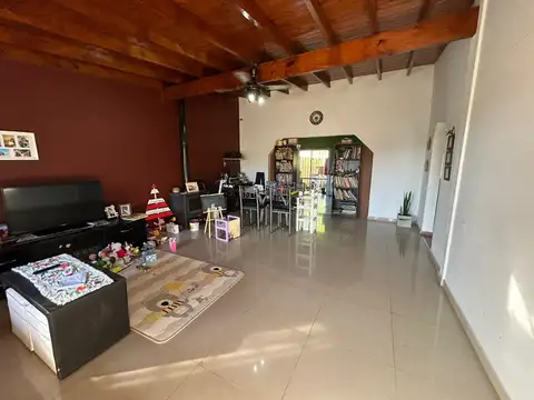 VENTA - CASA EN BARRIO SAN CAYETANO