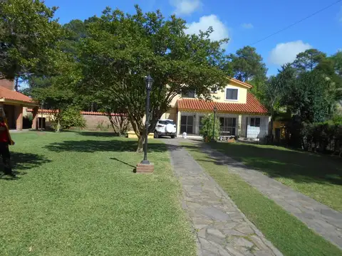Hermosa Casa con piscina!