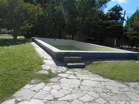 Casa 3 ambientes con 2 baños