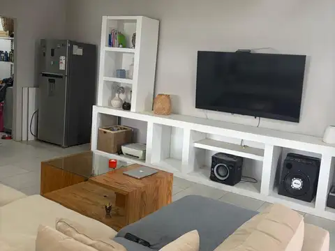 Lote 13, Mza G, Barrio La Encantada 100