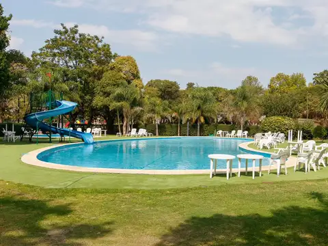 Terreno en Venta en Los Troncos, USD 40.000