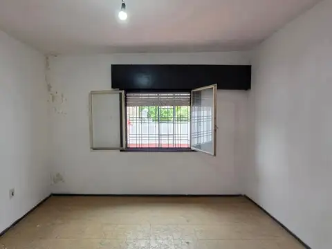 Depto Tipo Casa en Venta 56 años