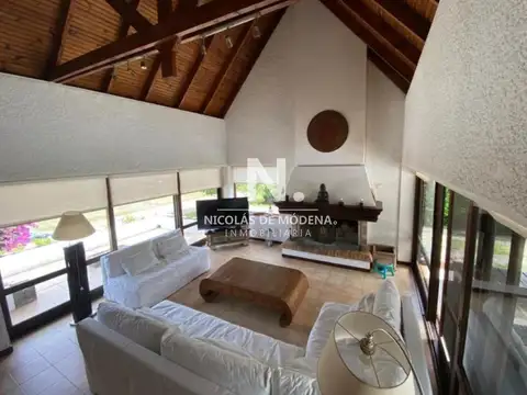 Casa en Alquiler Temporal de 4 dormitorios