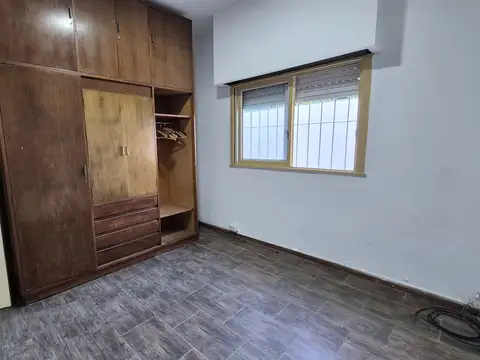 PH en Alquiler 4 ambiente   en Planta Baja con Patio y Terraza – Sin Expensas