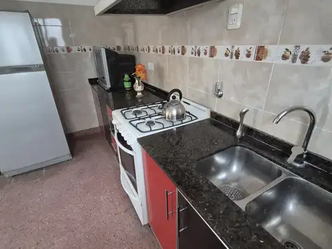 Depto Tipo Casa 4 ambientes con 1 baño
